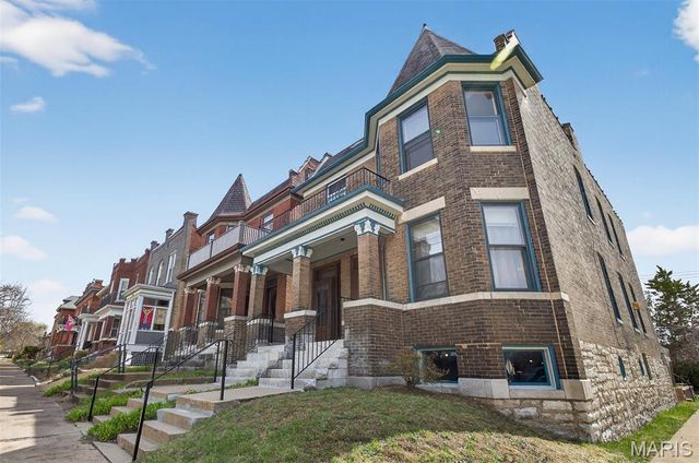 3668 Botanical Avenue, St Louis, MO 63110