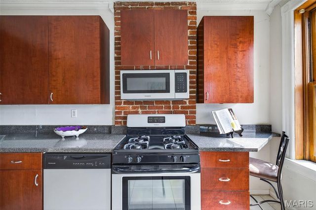 3668 Botanical Avenue, St Louis, MO 63110