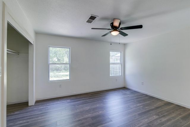 4208 Ashmore Drive, North Richland Hills, TX 76180