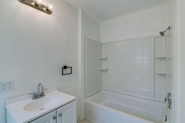 4208 Ashmore Drive, North Richland Hills, TX 76180