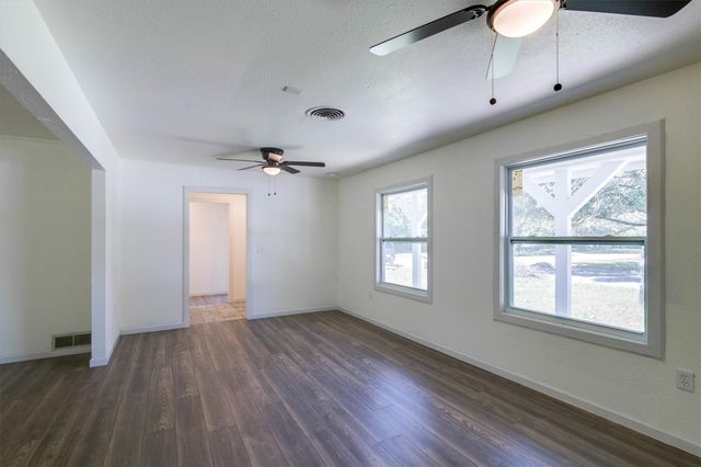 4208 Ashmore Drive, North Richland Hills, TX 76180
