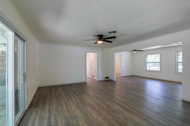 4208 Ashmore Drive, North Richland Hills, TX 76180