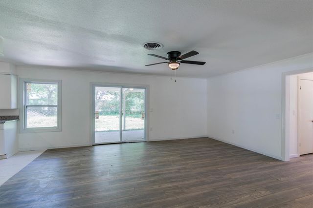4208 Ashmore Drive, North Richland Hills, TX 76180