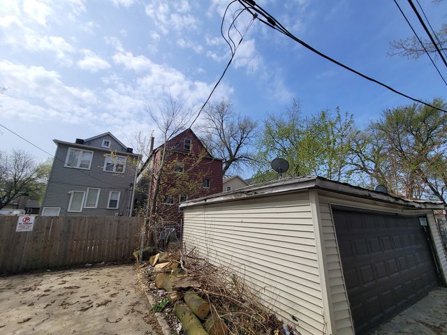 730 W 51st Street, Chicago, IL 60609