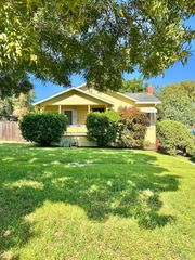 639 E 5th St, Benicia, CA 94510