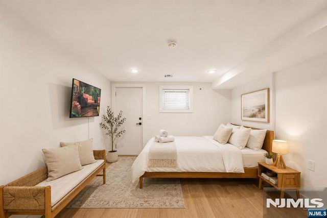 522 Martin Luther King Drive, Jersey City, NJ 07304