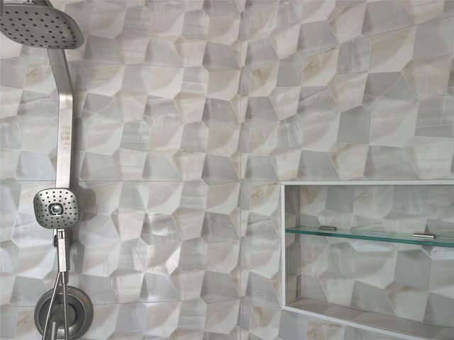 139 NW 72nd Ave, Plantation, FL 33317