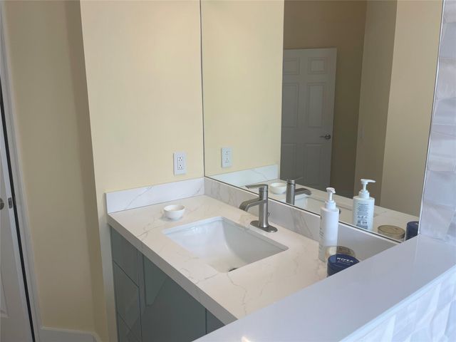 139 NW 72nd Ave, Plantation, FL 33317