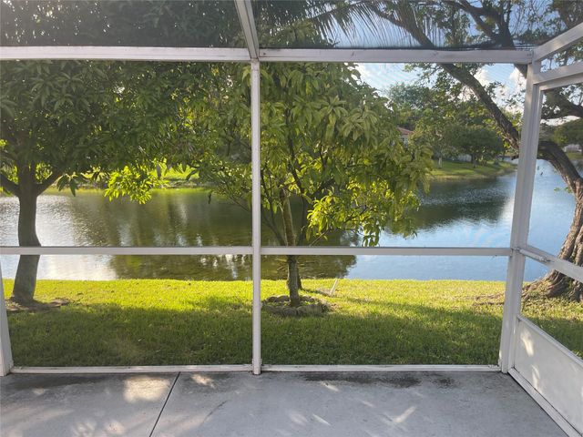 139 NW 72nd Ave, Plantation, FL 33317