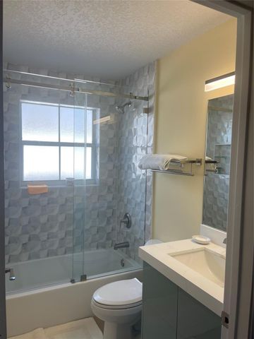 139 NW 72nd Ave, Plantation, FL 33317