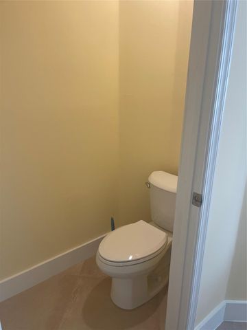 139 NW 72nd Ave, Plantation, FL 33317