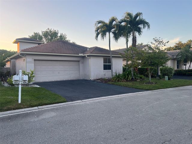 139 NW 72nd Ave, Plantation, FL 33317