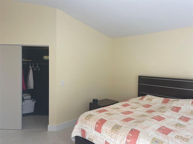 139 NW 72nd Ave, Plantation, FL 33317