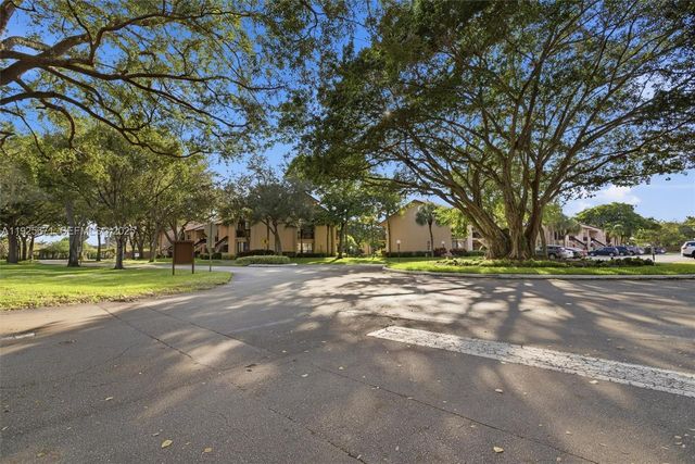 2379 SW 15th St 107, Deerfield Beach, FL 33442