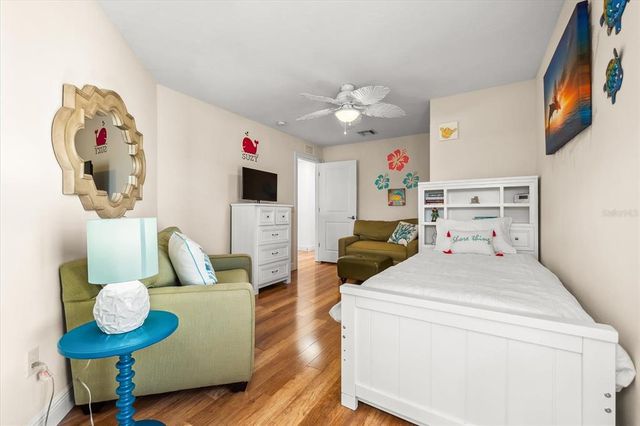 548 BEACH ROAD 540A, Sarasota, FL 34242
