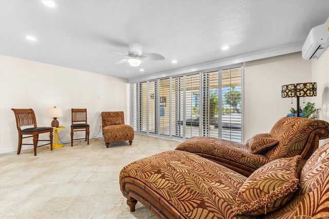 548 BEACH ROAD 540A, Sarasota, FL 34242