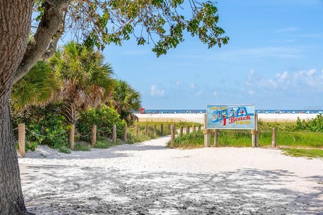 548 BEACH ROAD 540A, Sarasota, FL 34242