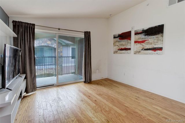 15165 E 16th Place 201, Aurora, CO 80011