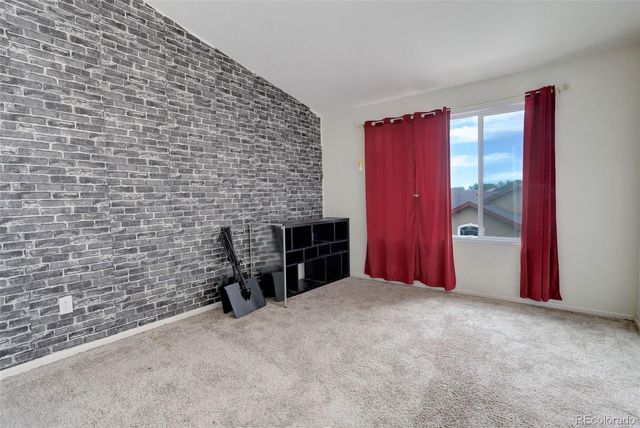 15165 E 16th Place 201, Aurora, CO 80011