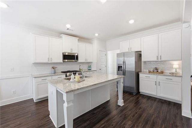 2673 Limestone Creek Drive, Gainesville, GA 30501