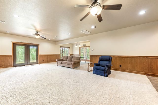 8295 Ridgecrest, Rogers, AR 72756