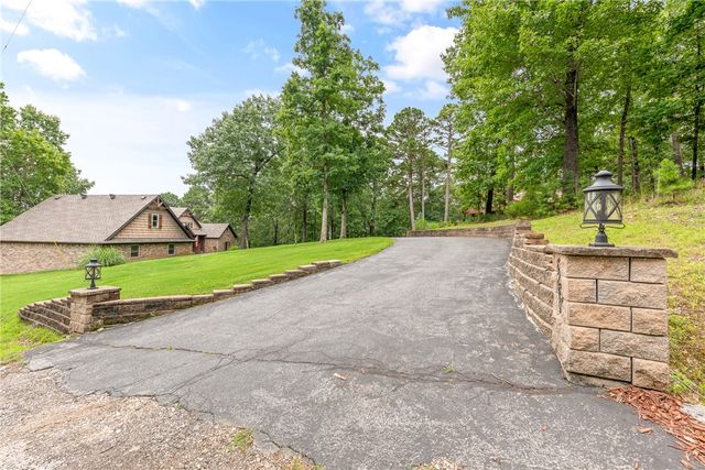 8295 Ridgecrest, Rogers, AR 72756