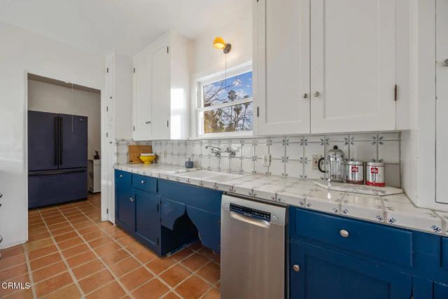 646 E Sacramento Street, Altadena, CA 91001