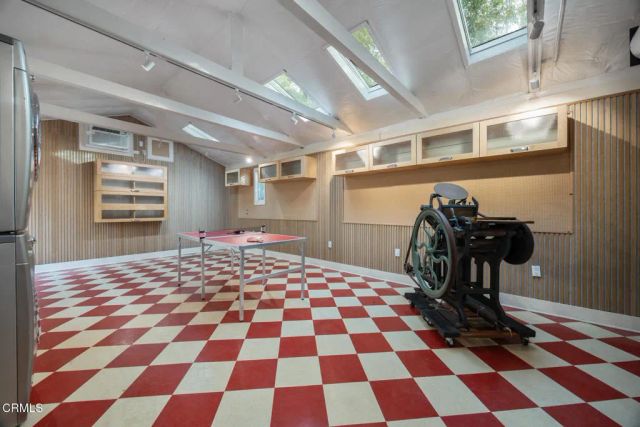 646 E Sacramento Street, Altadena, CA 91001