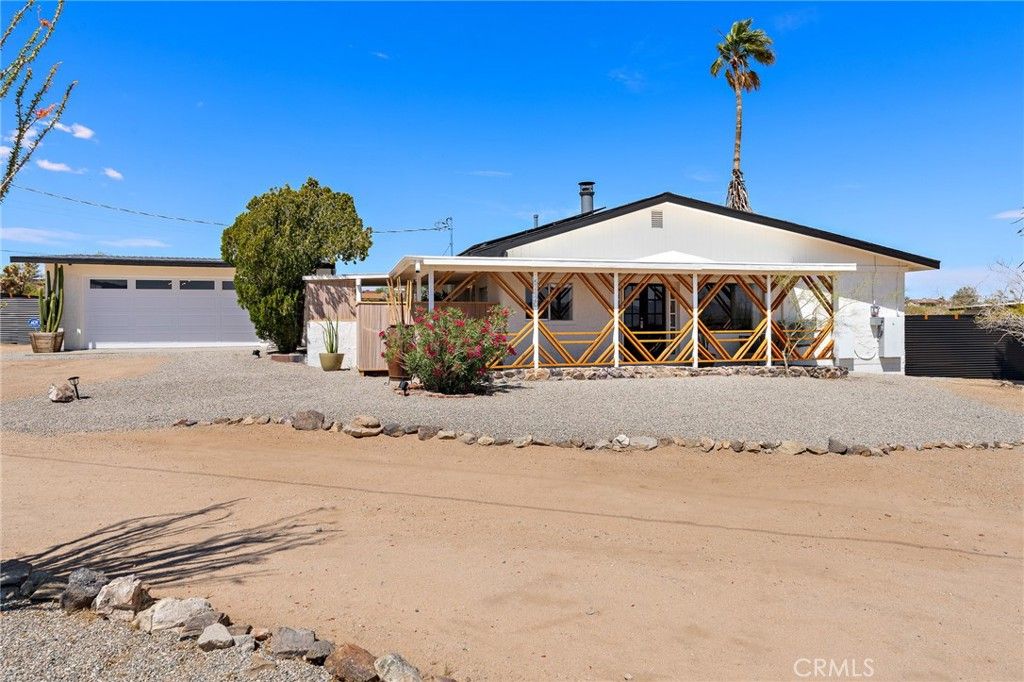 Image 42 of property listing at 62420 Canterbury Street, Joshua Tree, CA 92252