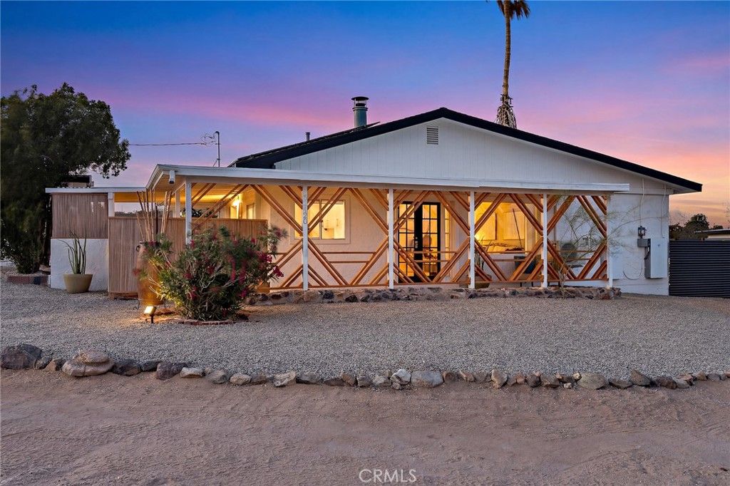 Image 44 of property listing at 62420 Canterbury Street, Joshua Tree, CA 92252