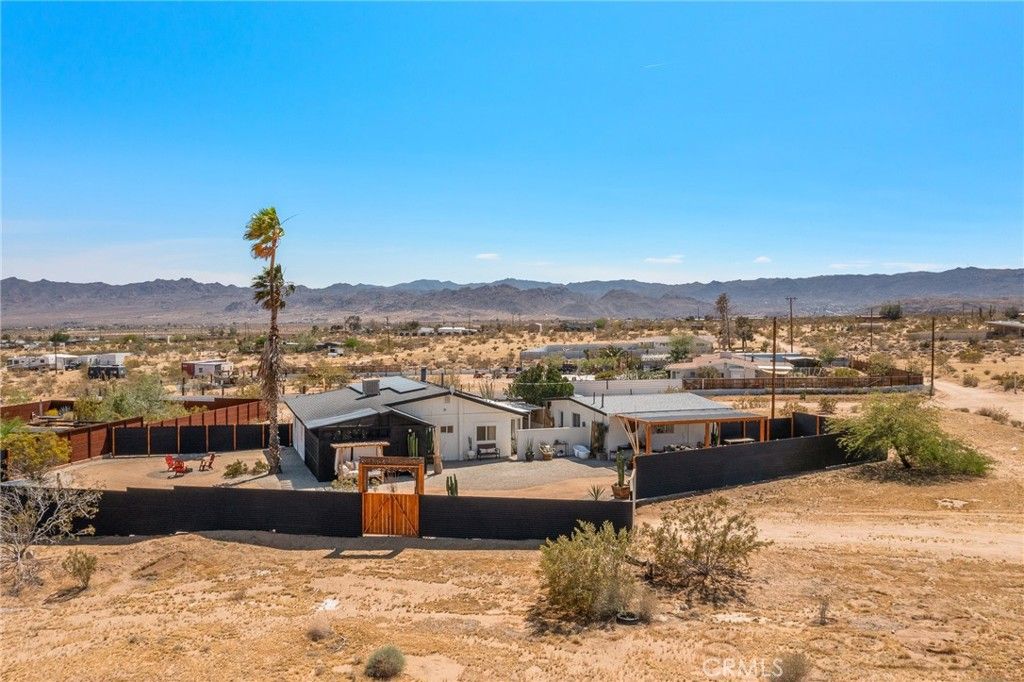 Image 50 of property listing at 62420 Canterbury Street, Joshua Tree, CA 92252