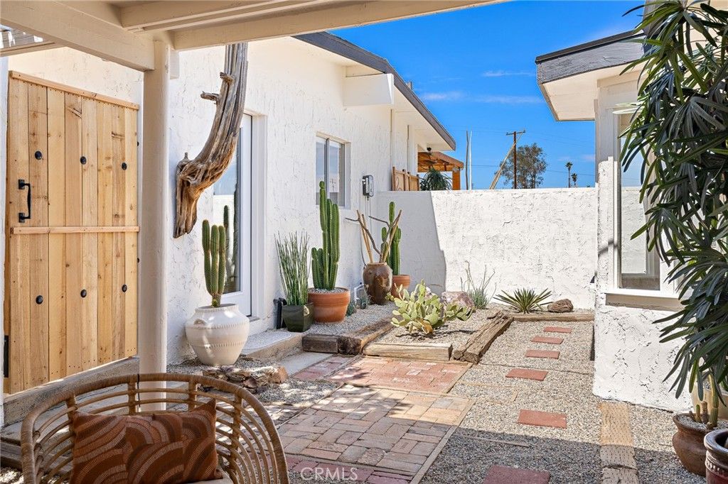Image 7 of property listing at 62420 Canterbury Street, Joshua Tree, CA 92252