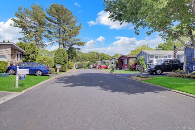11 A Dogwood Lane 11 A, Manorville, NY 11949