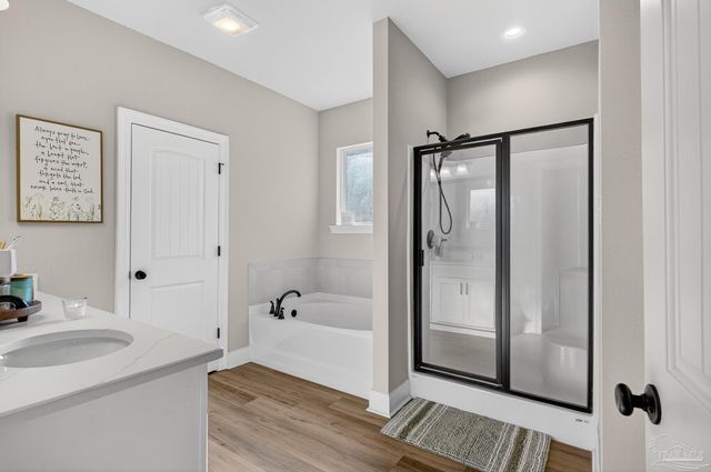 3223 Mountain Laurel Tr, Cantonment, FL 32533