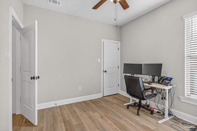 3223 Mountain Laurel Tr, Cantonment, FL 32533