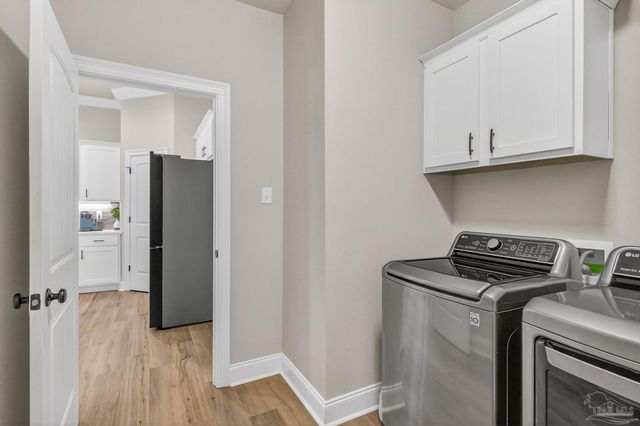 3223 Mountain Laurel Tr, Cantonment, FL 32533