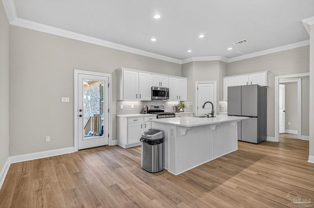 3223 Mountain Laurel Tr, Cantonment, FL 32533