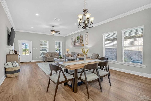 3223 Mountain Laurel Tr, Cantonment, FL 32533