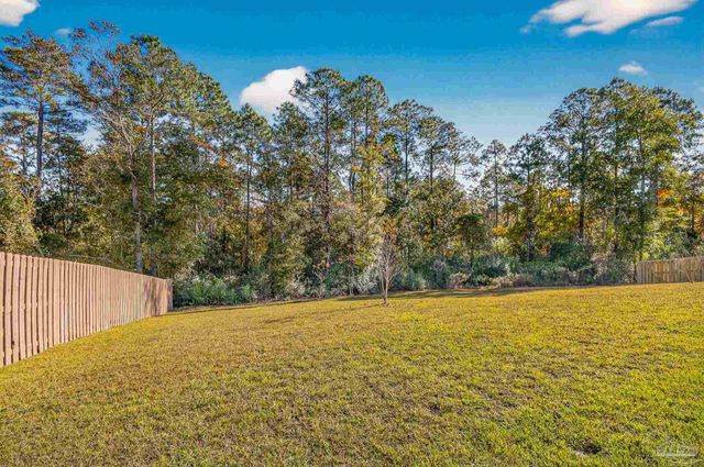 3223 Mountain Laurel Tr, Cantonment, FL 32533