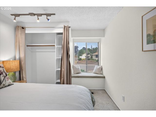 16242 Sw ELLERSON St, Beaverton, OR 97007