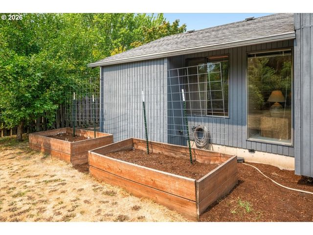 16242 Sw ELLERSON St, Beaverton, OR 97007
