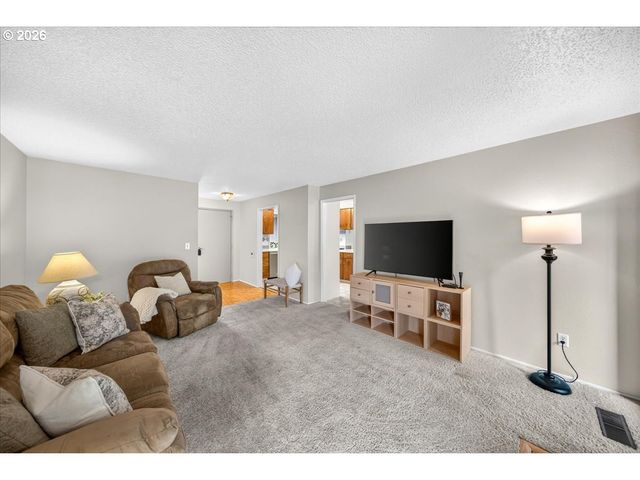 16242 Sw ELLERSON St, Beaverton, OR 97007