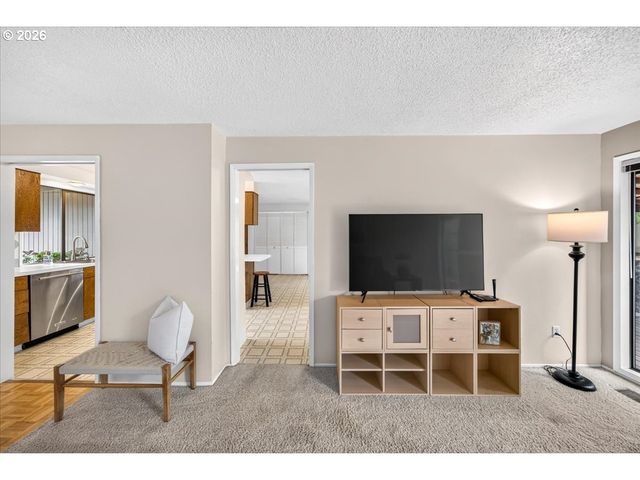 16242 Sw ELLERSON St, Beaverton, OR 97007