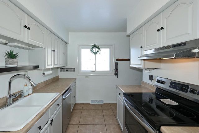 309 N 116th STREET, Wauwatosa, WI 53226