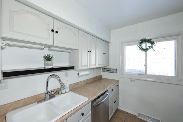 309 N 116th STREET, Wauwatosa, WI 53226