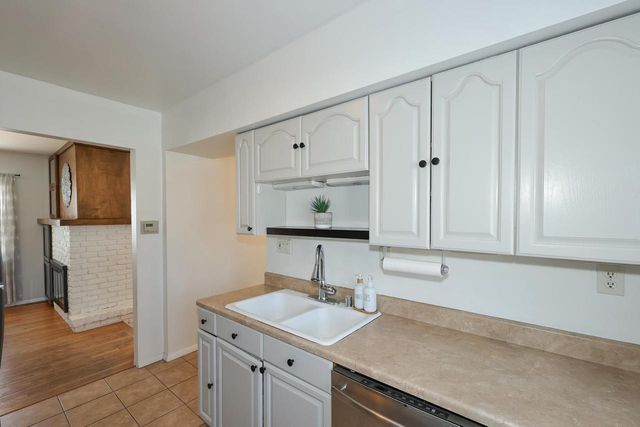 309 N 116th STREET, Wauwatosa, WI 53226