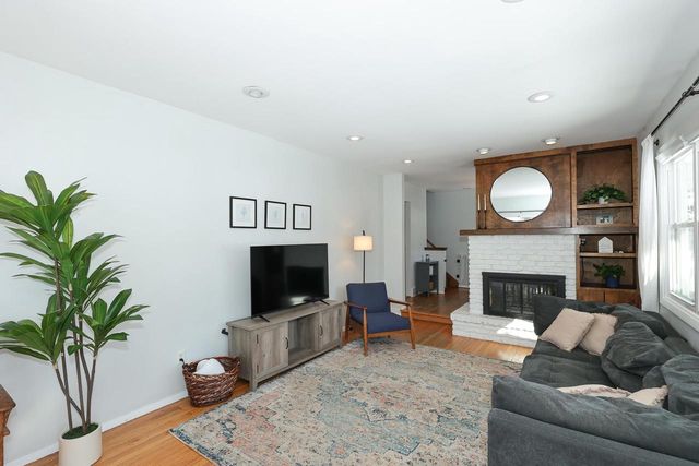 309 N 116th STREET, Wauwatosa, WI 53226