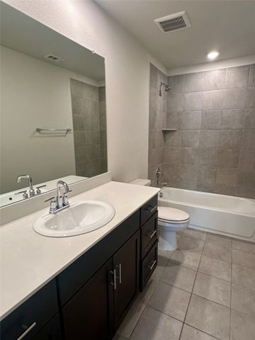 1636 Briar Hunt Drive, Forney, TX 75126