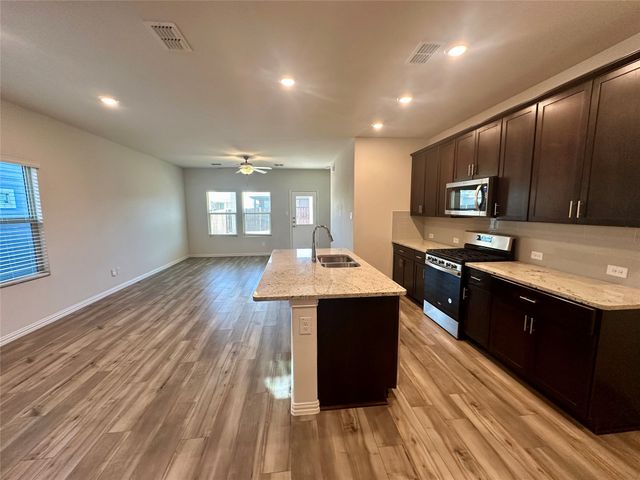 1636 Briar Hunt Drive, Forney, TX 75126