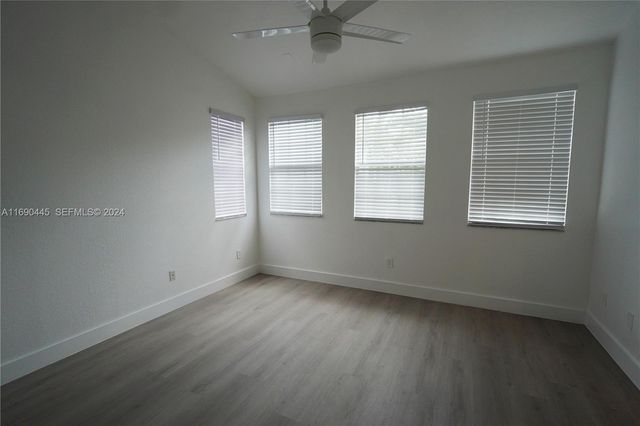 123 Harbors Way, Boynton Beach, FL 33435